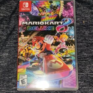 Nintendo Mario Kart 8 Deluxe - Red and Blue